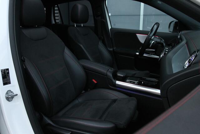 Mercedes-Benz EQA 250+ AMG Line 71 kWh I Pano.dak I Camera I Carplay