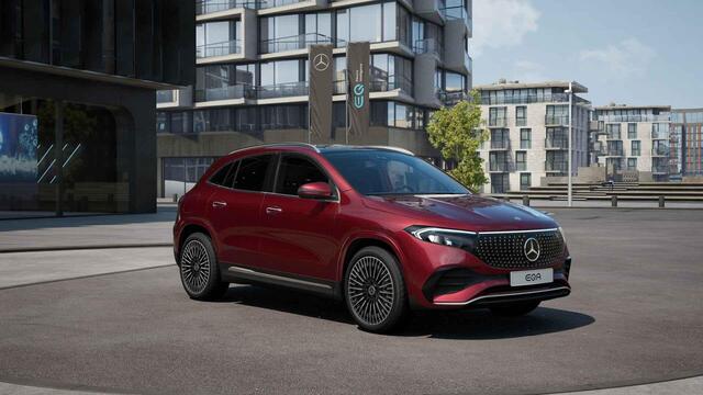 Mercedes-Benz EQA 250+ Business Solution AMG 71 kWh | Panoramaschuifdak | Dodehoekassistent | Head-up | Burmester | Winterpakket |