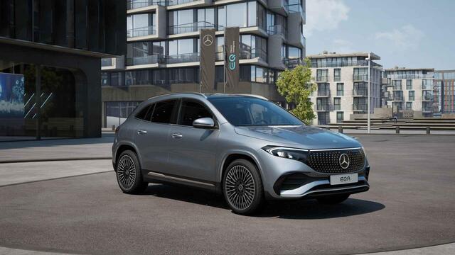 Mercedes-Benz EQA 250+ Business Solution AMG 71 kWh | Panoramaschuifdak | Dodehoekassistent | Head-up | Burmester | Winterpakket |