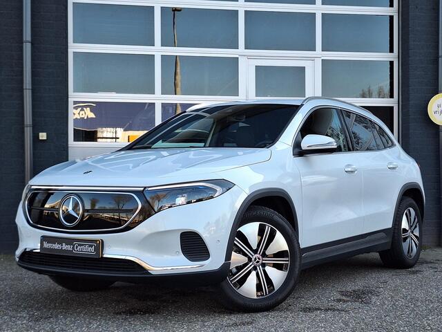 Mercedes-Benz EQA 250+ Business Edition | Apple CarPlay | Android Auto | Donkergetint Glas Achter | Dodehoekassistent | Alarm | Sfeerverlichting | Stoelverwarming | Achteruitrijcamera | Parkeersensoren | Elektrisch Inklapbare Buitenspiegels