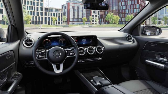 Mercedes-Benz EQA 250 Business Line 67 kWh | Trekhaak | Stoelverwarming | Sfeerverlichting | Achteruitrijcamera |