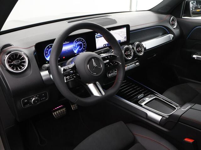 Mercedes-Benz EQB 250+ AMG Line 71 kWh | Trekhaak | 360°-camera | Panoramadak | Keyless