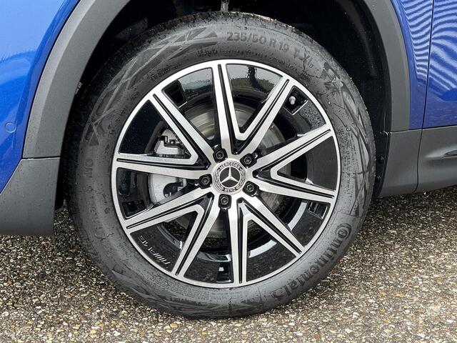 Mercedes-Benz EQB 250+ AMG Line | Premium Pakket | Night Pakket | Winter Pakket | Rijassistentiepakket | Panoramadak | Trekhaak | Elektrisch Verstelbare Stoelen + Memory | Burmester Surround Sound | 360° Camera | Head-up Display | Apple CarPlay | Android Auto