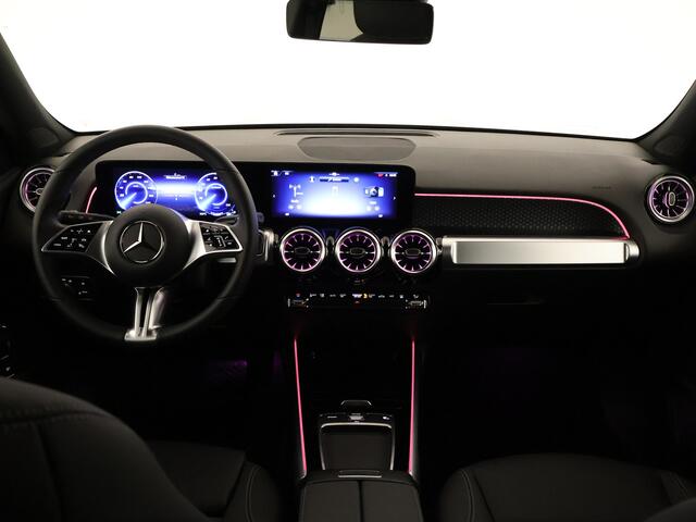 Mercedes-Benz EQB 250+ Business Line 7p. 71 kWh | Parkeerpakket met 360°-camera | GUARD 360° Voertuigbescherming Plus | EASY PACK achterklep | Extra USB-poorten | Dodehoekassistent | Sfeerverlichting | Verwarmde stoelen vooraan |