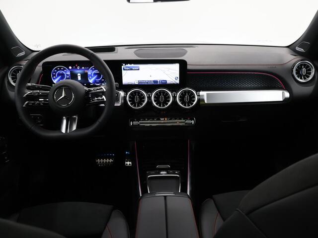 Mercedes-Benz EQB AMG Line 71 kWh Mercedes-Benz EQB 250+ AMG Line 71 kWh | Panoramadak | Dodehoek Assistent | Elektrische Stoelen met Memory | 360 Camera | Burmester Surround System | Apple Carplay/Android Auto |