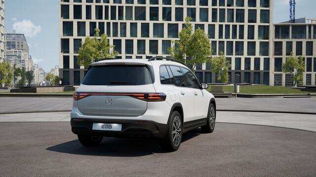 Mercedes-Benz EQB 250+ AMG Line LIMITED 71 kWh | Nightpakket | Parkeerpakket met achteruitrijcamera | KEYLESS-GO comfort pakket | Premium pakket | EASY PACK achterklep | Verwarmde stoelen vooraan | Dodehoekassistent |