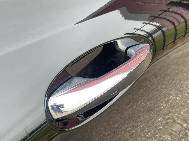 Mercedes-Benz EQB 250 AMG | Panoramadak | Night Pakket