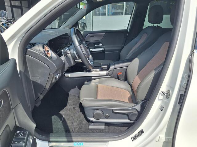 Mercedes-Benz EQB 300 4MATIC 7persoons | Achteruitrijcamera | Widescreen | Sfeerverlichting | Elektrische achterklep