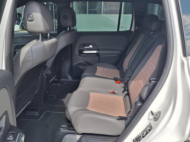 Mercedes-Benz EQB 300 4MATIC 7persoons | Achteruitrijcamera | Widescreen | Sfeerverlichting | Elektrische achterklep