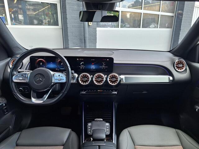 Mercedes-Benz EQB 300 4MATIC 7persoons | Achteruitrijcamera | Widescreen | Sfeerverlichting | Elektrische achterklep