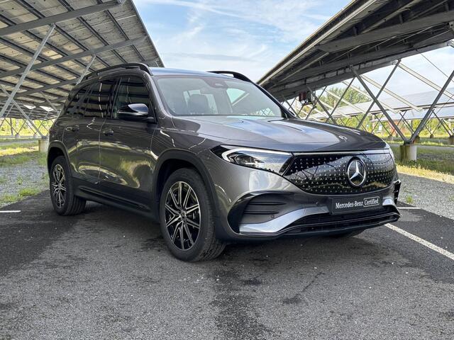 Mercedes-Benz EQB 250+ AMG Line 71 kWh | Night | Facelift | Panoramadak | Sfeerverlichting | Parkeercamera | Stoelverwarming |