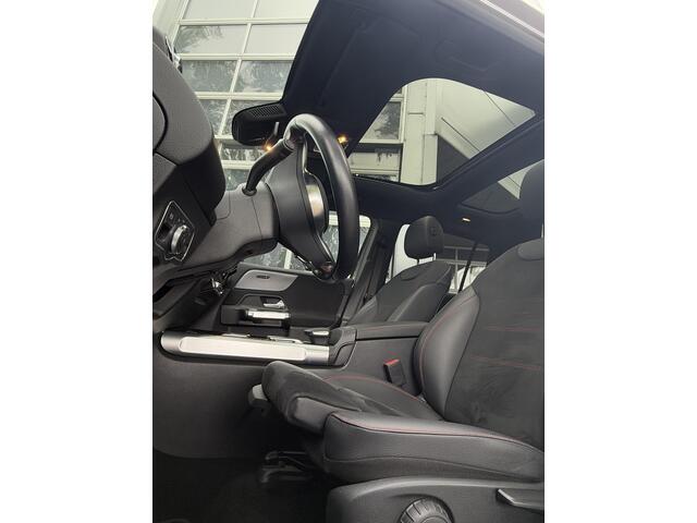 Mercedes-Benz EQB 250 AMG Line 67 kWh | Panoramadak |