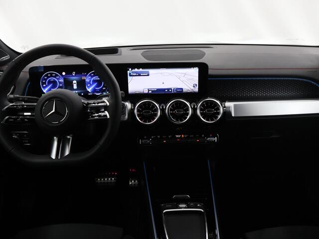 Mercedes-Benz EQB 250+ AMG Line Premium Plus | Panoramadak | Head-up Display | Burmester | 20 inch | Adaptieve Demping | 360 Camera | Memory Stoelen