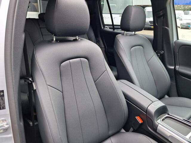 Mercedes-Benz EQB 250+ Business Solution Luxury | Panoramadak | Trekhaak | 360° Camera | Dodehoekassistent | Apple CarPlay | Android Auto | Donkergetint Glas Achter | Verschuifbare Achterbank | Sfeerverlichting | Stoelverwarming | Elektrische Achterklep | 17% bijtelling*