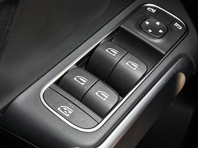 Mercedes-Benz EQB 250+ Business Solution 71 kWh | Parkeerpakket met achteruitrijcamera | Verwarmde stoelen voor | Extra USB-poorten | EASY PACK achterklep | Zitcomfortpakket | Sfeerverlichting | Licht- en zicht pakket |