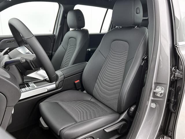 Mercedes-Benz EQB 250+ Business Solution 7p. 71 kWh | Parkeerpakket met achteruitrijcamera | EASY PACK achterklep | Sfeerverlichting | Verwarmde stoelen vooraan | Extra USB-poorten | Zitcomfortpakket | Licht- en zicht pakket |