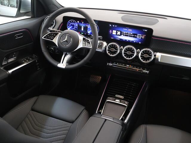 Mercedes-Benz EQB 250+ Luxury Line 71 kWh | Panoramadak | Winter Pakket | Car Play | Sfeerverlichting |