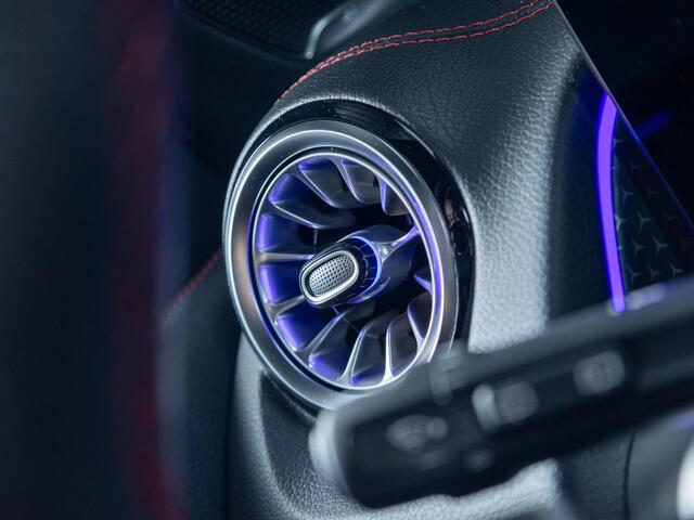 Mercedes-Benz EQB 250+ Business Solution AMG 71 kWh Panorama dak | Trekhaak