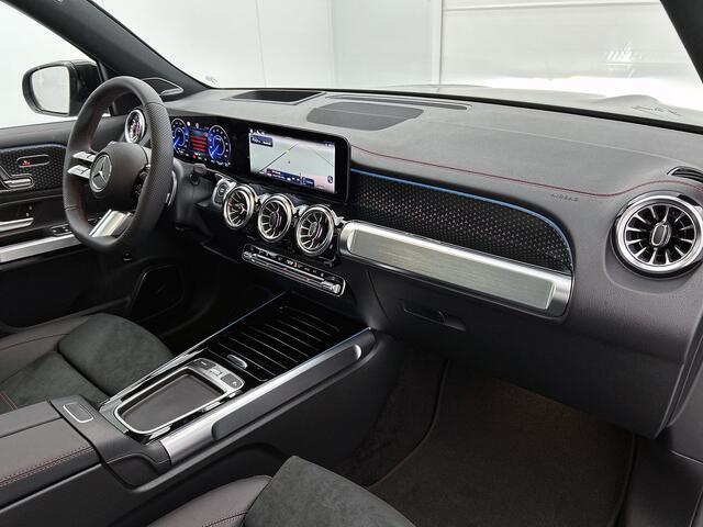 Mercedes-Benz EQB 250+ Business Solution AMG 71 kWh | Premium Pakket | Nightpakket | Panoramaschuifdak | Smartphone integratie | Head-up display | 360°-camera | Burmester® 3D surround sound systeem |