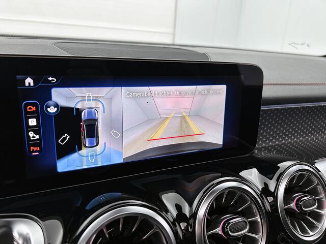 Mercedes-Benz EQB 250+ Business Solution AMG 7p. 71 kWh | Derde zitrij | Memorypakket | Augmented Reality navigatie | Head-up display | Burmester® 3D sound systeem | 360° camera | Panoramaschuifdak |