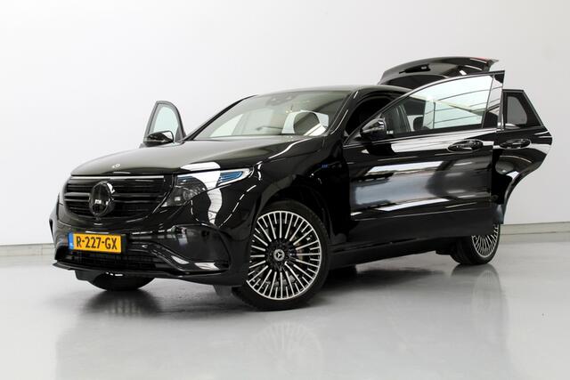 Mercedes-Benz EQC 400 4MATIC Premium Plus AMG Line 80 kWh, Elec-trekhaak, Burmester schuifdak-distronic-memory-verwarmde stoelen-surround-camera-leder-keyless-go