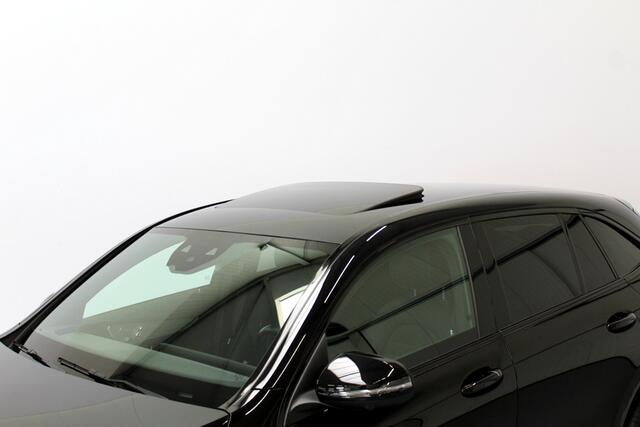 Mercedes-Benz EQC 400 4MATIC Premium Plus AMG Line 80 kWh, Elec-trekhaak, Burmester schuifdak-distronic-memory-verwarmde stoelen-surround-camera-leder-keyless-go