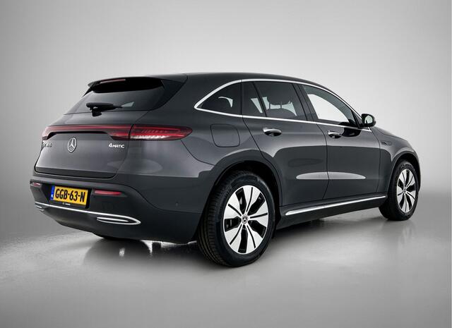 Mercedes-Benz EQC 400 4MATIC Luxury Line 80 kWh shuif/kantel dak | Navigatie | lichtmetalen velgen | Parking support met camera achter Inclusief 48 maanden Mercedes-Benz Certified garantie voor Europa.