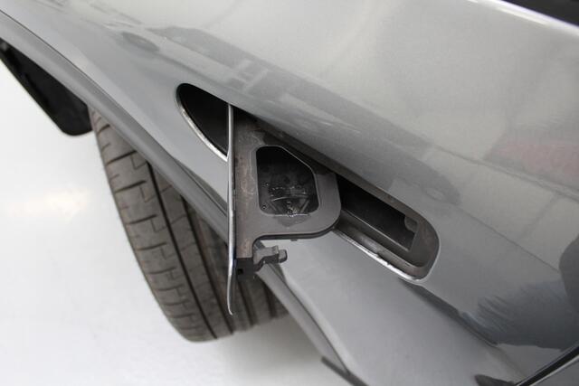 Mercedes-Benz EQE SUV 350 4Matic AMG Line 91 kWh | PANORAMADAK | LUCHTVERING | ELEC-TREKHAAK | BURMESTER