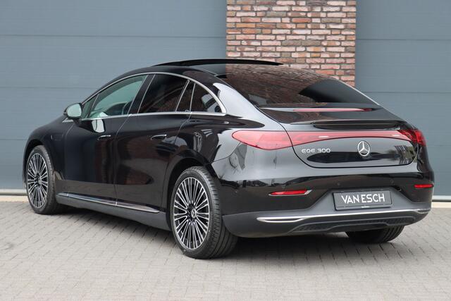 Mercedes-Benz EQE 300 Business Line 89 kWh | Hyperscreen | Distronic | Memory | Panoramadak | Verwarmd Stuurwiel | Augmented Reality | Leder | Warmtepomp |