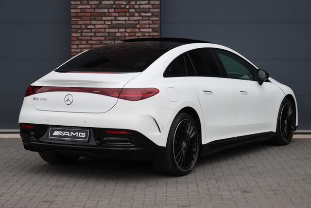 Mercedes-Benz EQE 300 Premium AMG Line 89 kWh | Hyperscreen | Airmatic | Distronic+ | Memory | Burmester | Digital Light | Panoramadak | Warmtepomp | Surround Camera | Augmented Reality | Leder | Keyless Go |