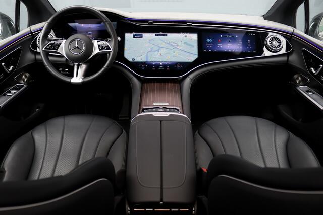 Mercedes-Benz EQE 300 AMG Line 89 kWh | Hyperscreen | Achterasbesturing | Distronic+ | Panoramadak | Burmester | Digital Light | Verwarmd Stuurwiel | Warmtepomp | Luchtkwaliteitspakket |