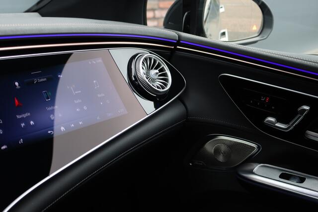 Mercedes-Benz EQE 300 AMG Line 89 kWh | Hyperscreen | Achterasbesturing | Distronic+ | Panoramadak | Burmester | Digital Light | Verwarmd Stuurwiel | Warmtepomp | Luchtkwaliteitspakket |