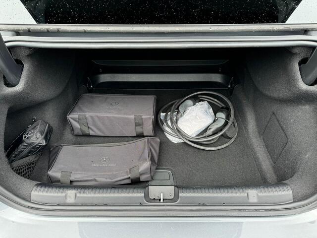 Mercedes-Benz EQE 350+ AMG Line | Panoramadak | AIRMATIC |