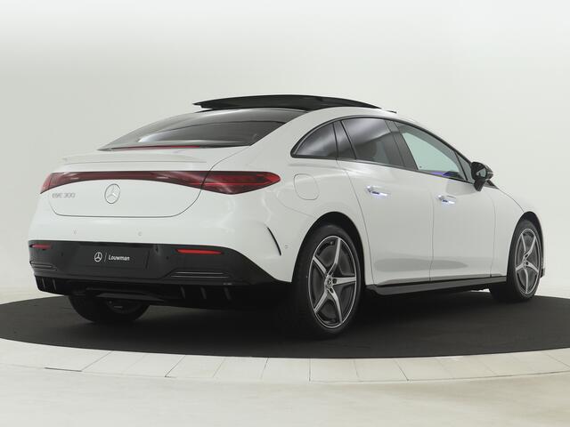 Mercedes-Benz EQE 300 Sport Edition 89 kWh | Nightpakket | Rijassistentiepakket plus | KEYLESS GO-pakket | Parkeerpakket met 360° camera's | Burmester® 3D-Surround sound system | USB-pakket plus | Augmented reality voor MBUX navigatie |