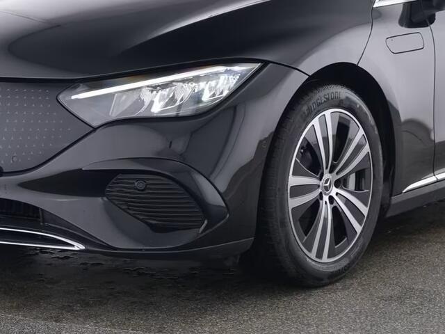 Mercedes-Benz EQE 300 89 kWh Trekhaak Memory Burmester Stuurverwarming Stoelverwarming