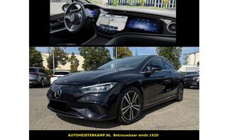 mercedes-benz-eqe-300-hyper-screen-