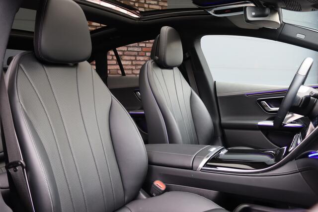 Mercedes-Benz EQE 300 Luxury Line 89 kWh | 39.500,- ex | Distronic | Panoramadak | Verwarmd Stuurwiel | Memory | Leder | Warmtepomp | Camera | Rijassistentiepakket | Digital Light |