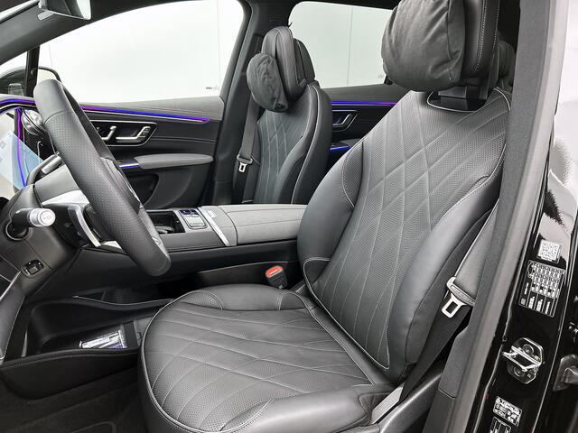 Mercedes-Benz EQS SUV 450 4MATIC AMG Line 118 kWh | Premium Plus | Trekhaak | Luchtvering | Nightpakket | Digital Light | Head-up Display | Multicontourstoelen voor | Sluitbekrachtiging | HYPERSCREEN | Rijassistentiepakket | 22 inch AMG velgen |