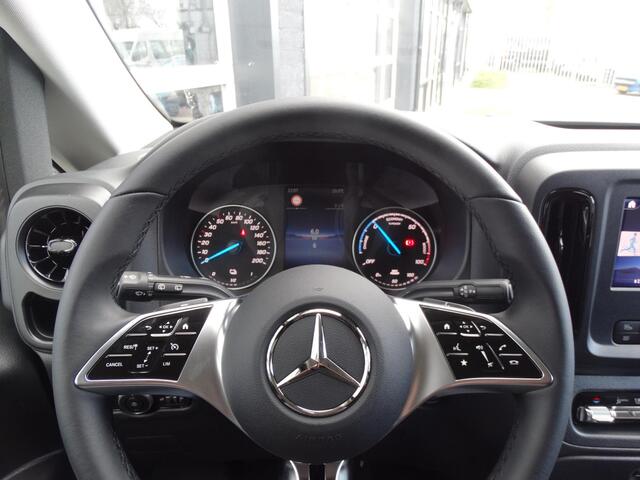 Mercedes-Benz EVITO TOURER 129 PRO L2 90 kWh