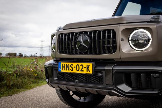Mercedes-Benz G-KLASSE AMG 63 | Carbon| Donker Olijf Magno | AMG Performance pakket | AMG Nightpakket II | 22-Inch AMG Kruisspaaks | in Consignatie