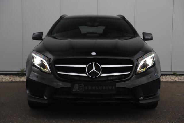 Mercedes-Benz GLA-KLASSE 180 AMG Night Automaat Xenon LED Carplay Half Leder Navigatie 18 inch LMV Sfeerverlichting Sportstoelen