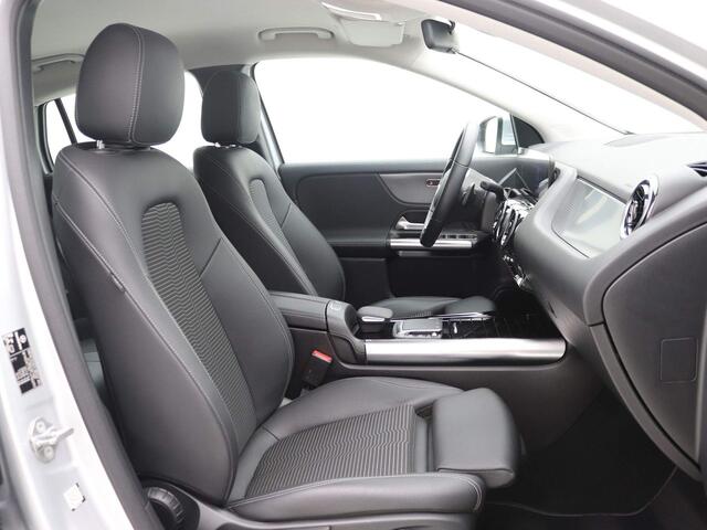 Mercedes-Benz GLA-KLASSE 200 Business Solution Luxury Aut. Nw-type Navi /Camera