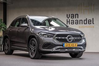 mercedes-benz-gla-klasse-250-e-luxu
