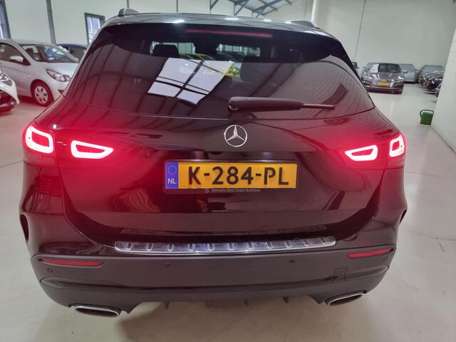 Mercedes-Benz GLA-KLASSE 200 Business Solution AMG