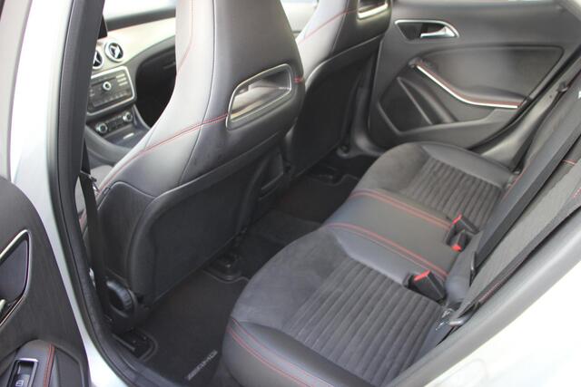 Mercedes-Benz GLA-KLASSE 180 Ambition AMG Line