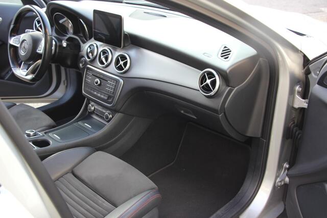 Mercedes-Benz GLA-KLASSE 180 Ambition AMG Line