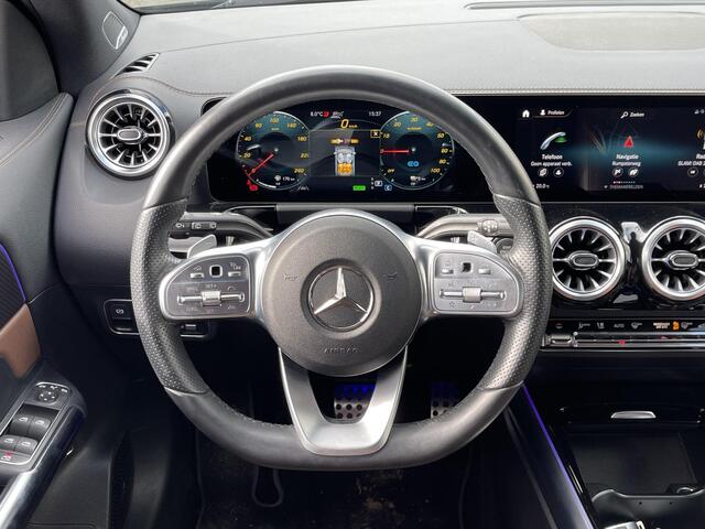 Mercedes-Benz GLA-KLASSE 250 e AMG Line 20"/Trekhaak/Leder/Burmester/Apdatieve cruise/Sfeerverlichting/Stoelverwarming/Camera/Elektrische klep