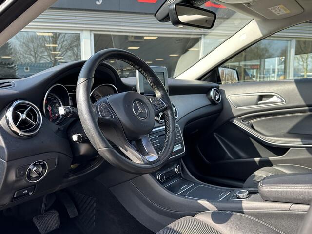 Mercedes-Benz GLA-KLASSE 180 Panodak | Navi | Led | Facelift | Cruise