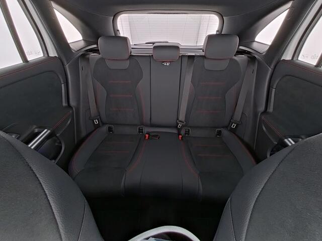 Mercedes-Benz GLA-KLASSE 250 e AMG Plug-In Hybride | AMG Line Advanced Plus | Panorama Schuif-Kanteldak | Dodehoek Assist | Stuur en Stoelverwarming | Inclusief 24 maanden Mercedes-Benz Certified garantie voor Europa.