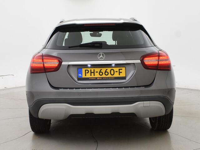 Mercedes-Benz GLA-KLASSE 180 *74.453 KM* + STOELVERWARMING | LED | CAMERA | NAVI | ELEKTR. ACHTERKLEP